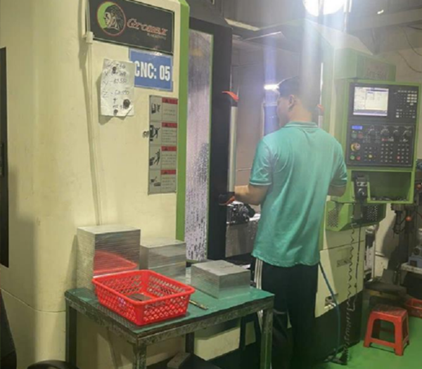 Công Ty TNHH Kim Khí Hoàng Ngọc